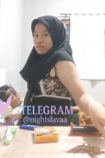 Hijab Ukhty Yang Keliatannya Polos Banget